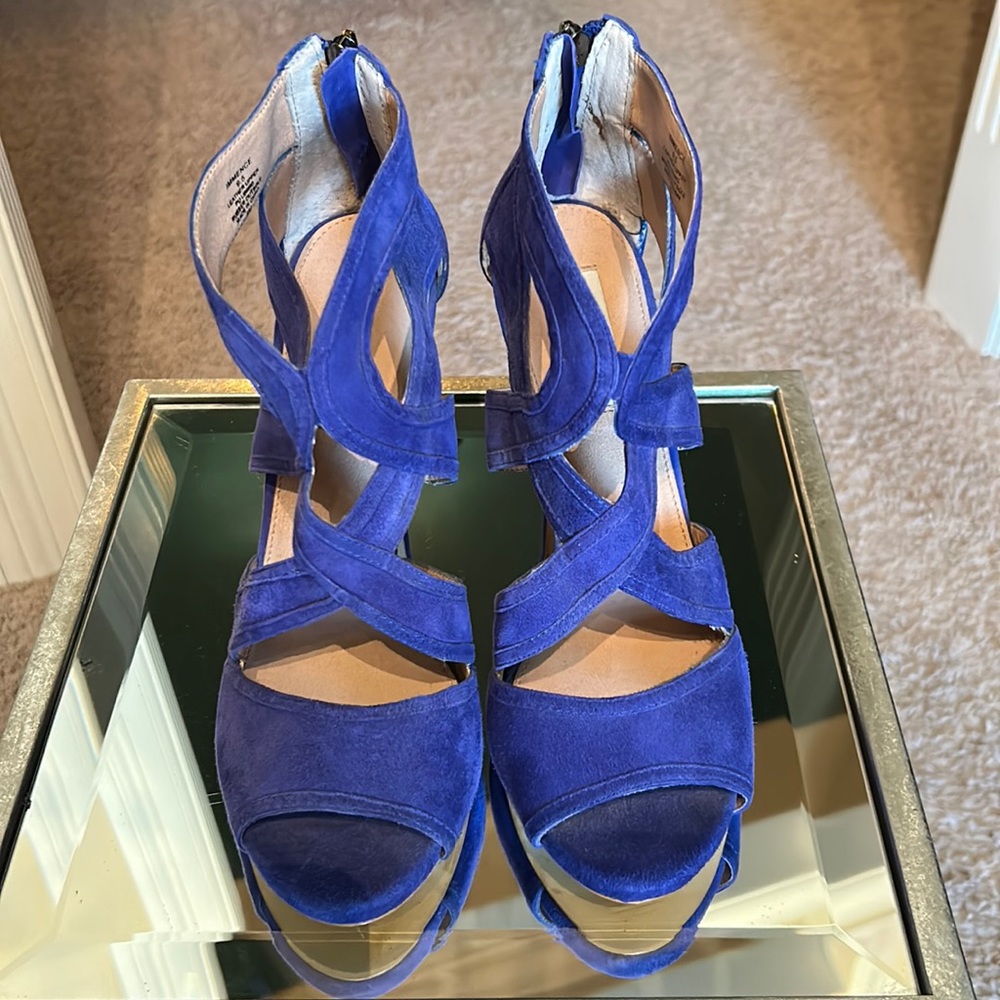 Steve Madden Blue Suede Heels